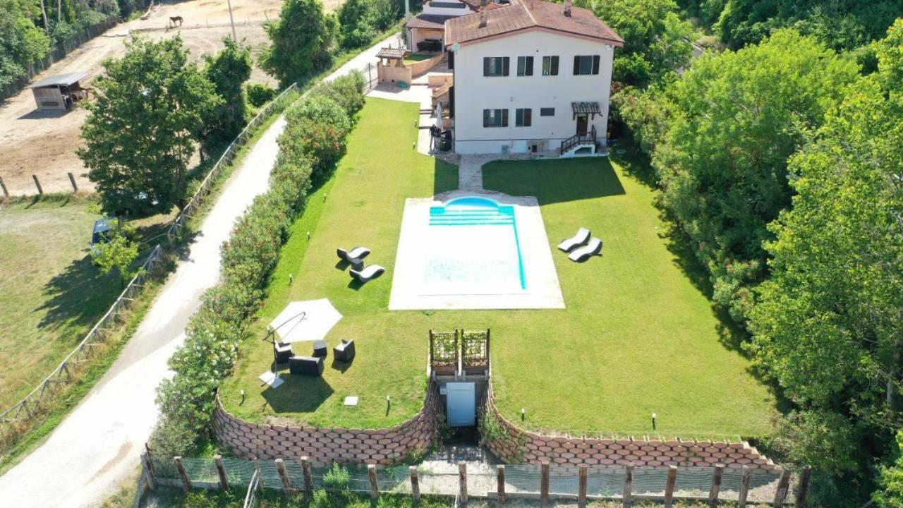 Country House Western Club Sant'Omero ภายนอก รูปภาพ