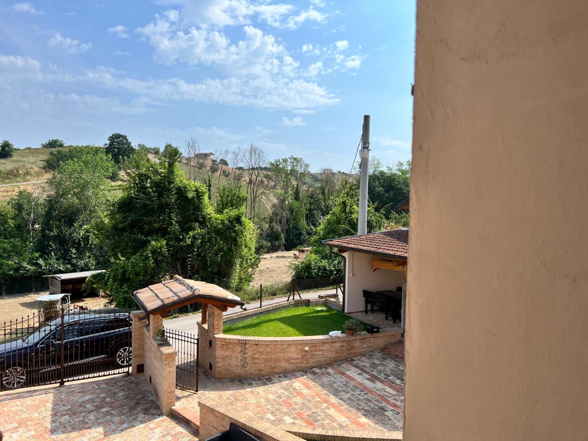 Country House Western Club Sant'Omero ภายนอก รูปภาพ